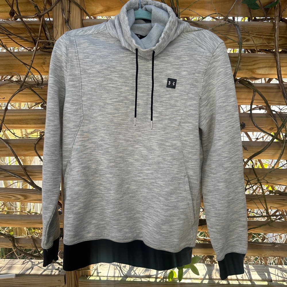 Under Armour Cold gear - Fitted Lightweight pullover - MED - Heather Grey